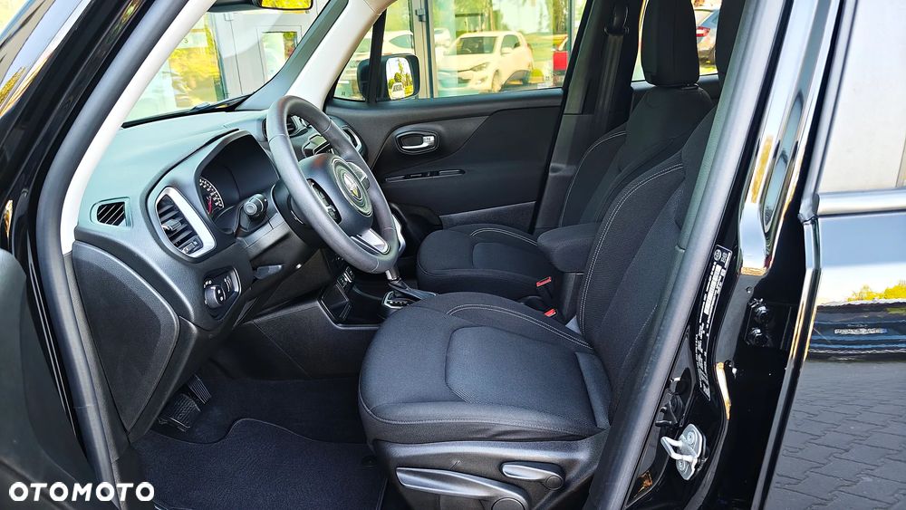 Jeep Renegade - 31