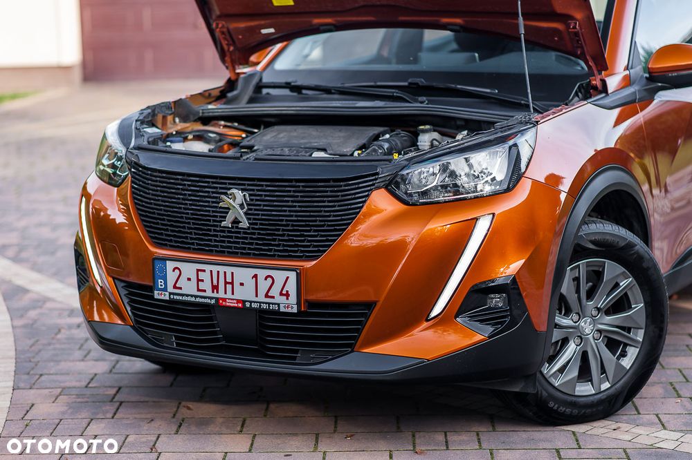 Peugeot 2008 1.2 PureTech Allure Pack S&S - 11