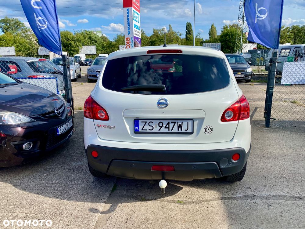 Nissan Qashqai 2.0 4x4 Tekna CVT - 9