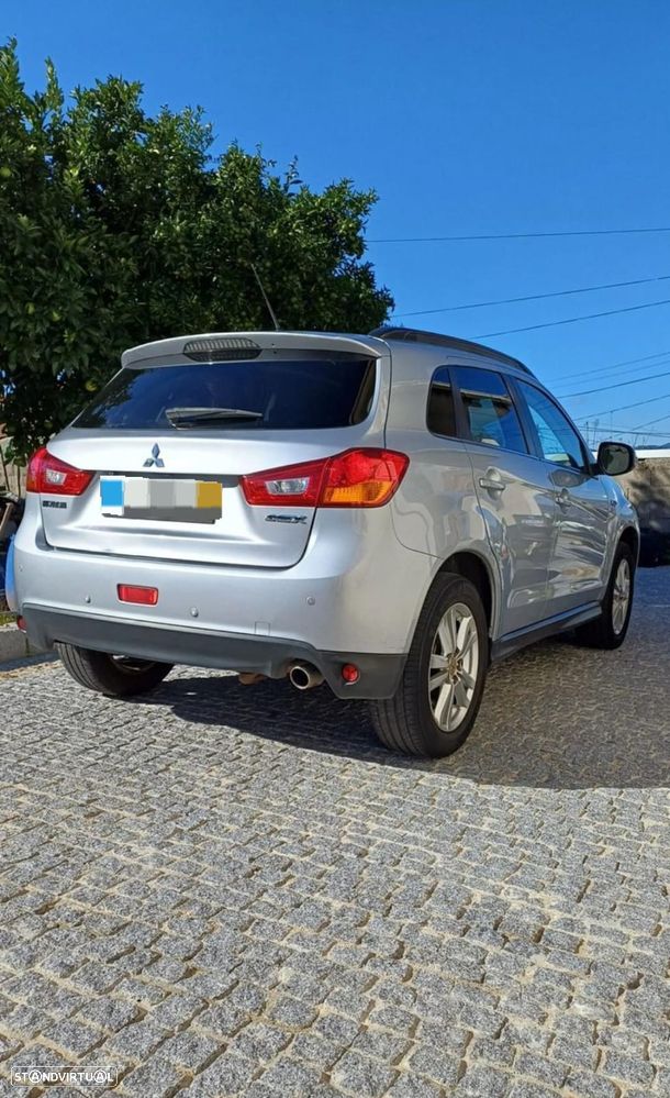 Mitsubishi ASX 1.8 DI-D Instyle - 1