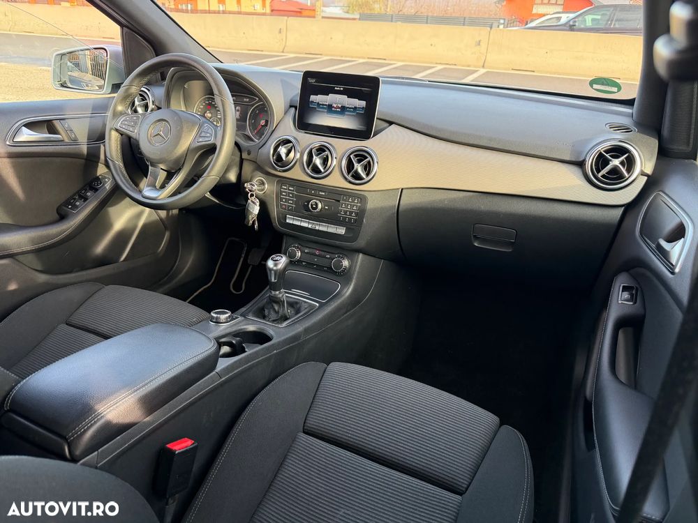 Mercedes-Benz B 180 d BlueEfficiency Edition Style - 24