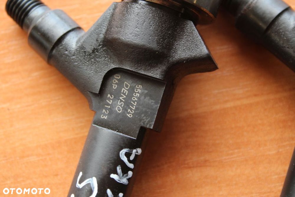 WTRYSKIWACZ WTRYSKIWACZE OPEL MOKKA MERIVA B ASTRA J 1.7 DTS DENSO 55567729 - 3