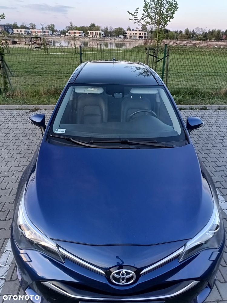 Toyota Avensis 2.0 Premium MS - 4