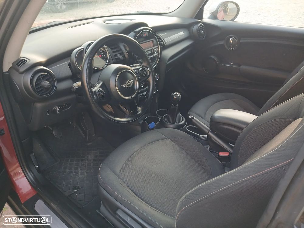 MINI 3 Portas Cooper D - 12
