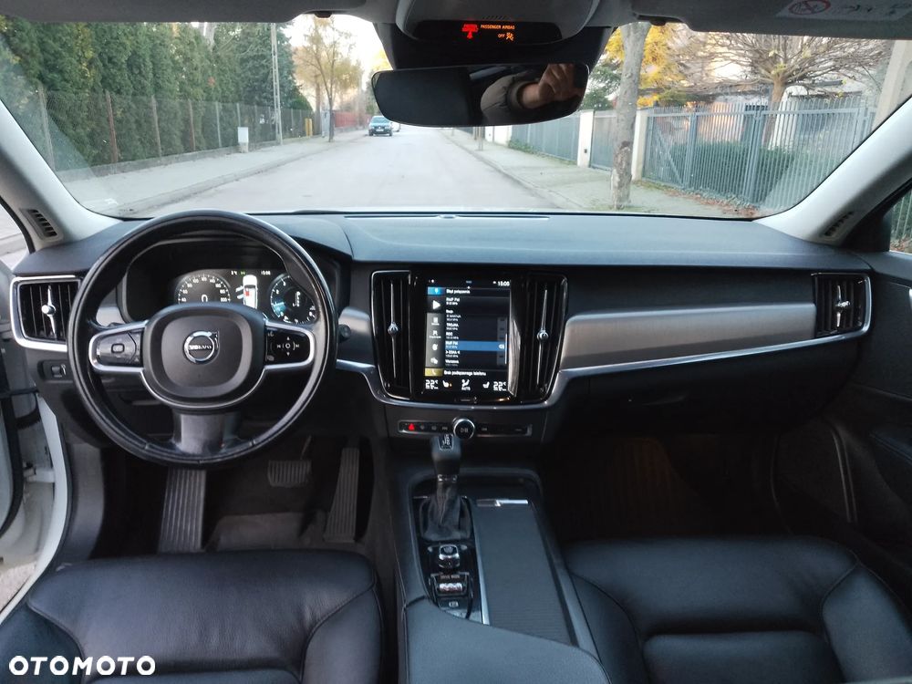 Volvo V90 T5 Geartronic Momentum - 30