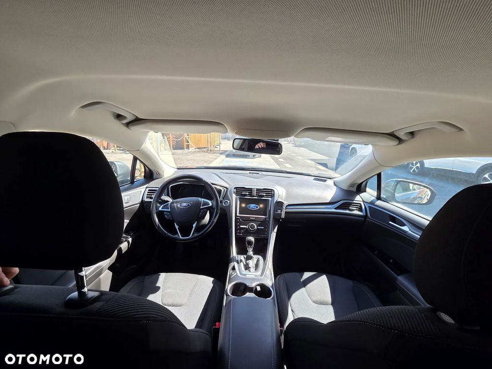 Ford Mondeo 1.5 EcoBoost Titanium - 21