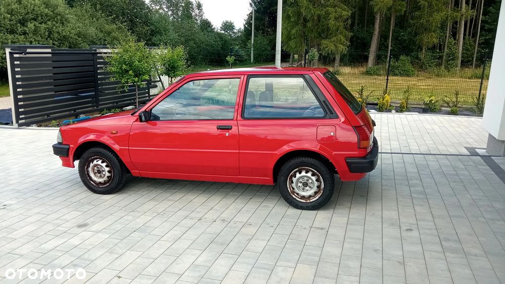 Toyota Starlet 1.0 E - 5