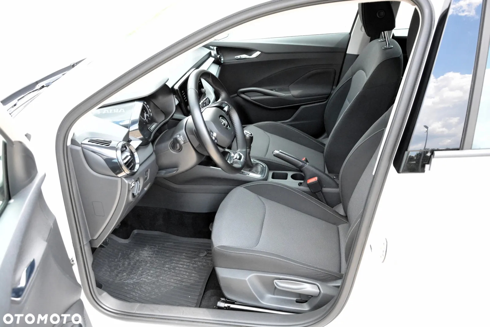 Skoda Fabia 1.0 Ambition - 9