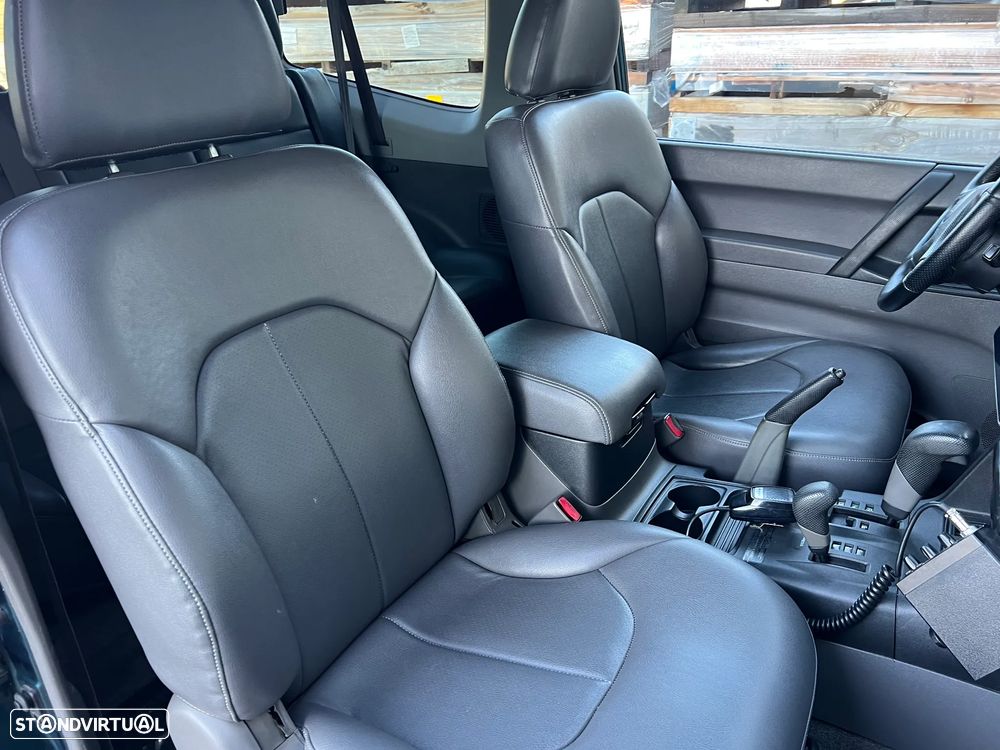 Mitsubishi Pajero 3.2 DI-D GLS ABS+TA+EC - 15