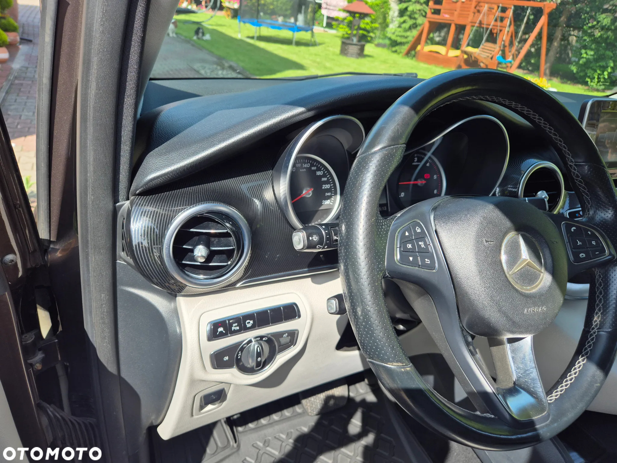Mercedes-Benz Klasa V 220 (BlueTEC) d 7G-Tronic (d³ugi) - 23