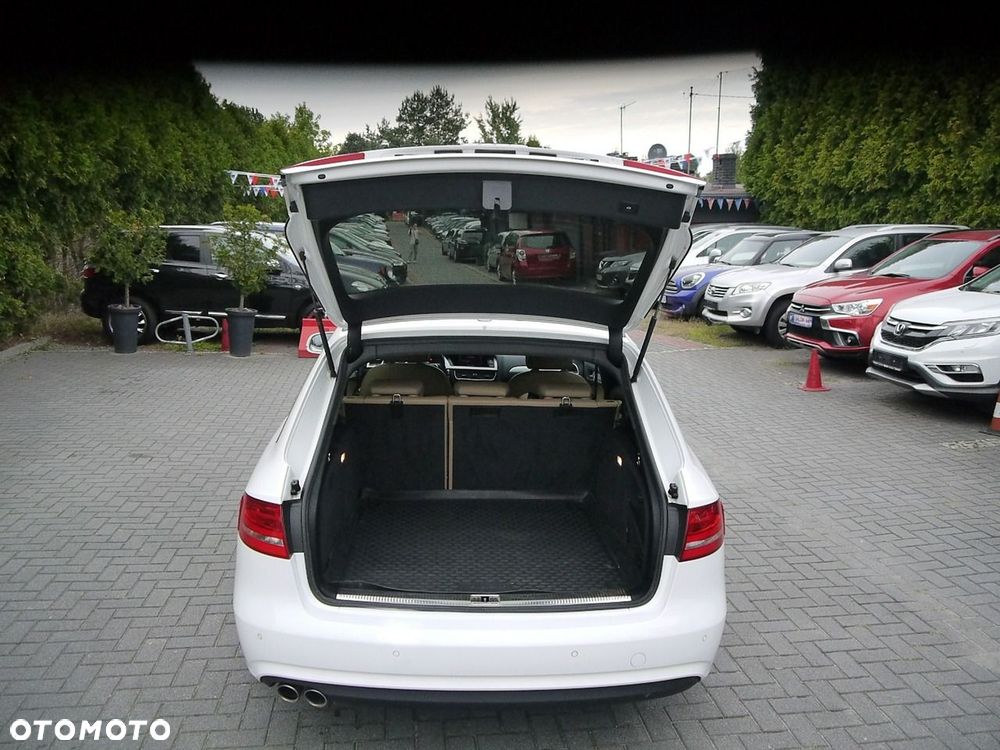 Audi A4 Avant - 13