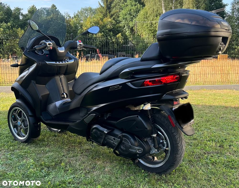Piaggio MP-3 - 4
