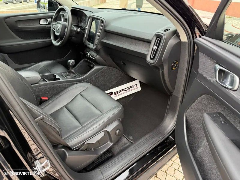 Volvo XC 40 2.0 D3 Momentum Core - 18