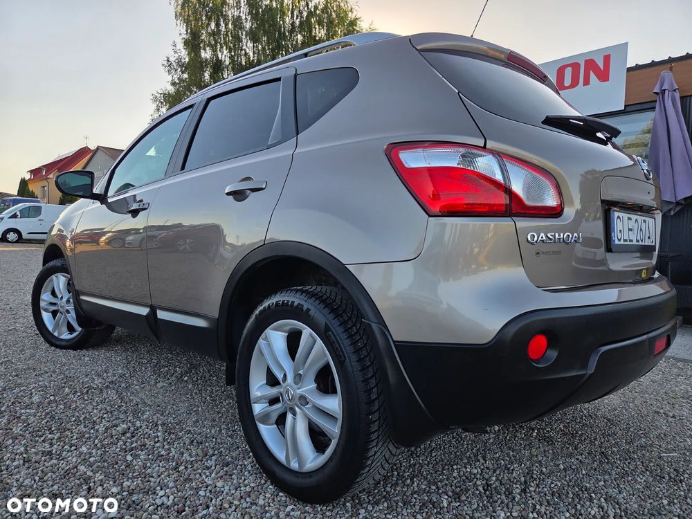 Nissan Qashqai 2.0 Tekna Premium CVT - 3
