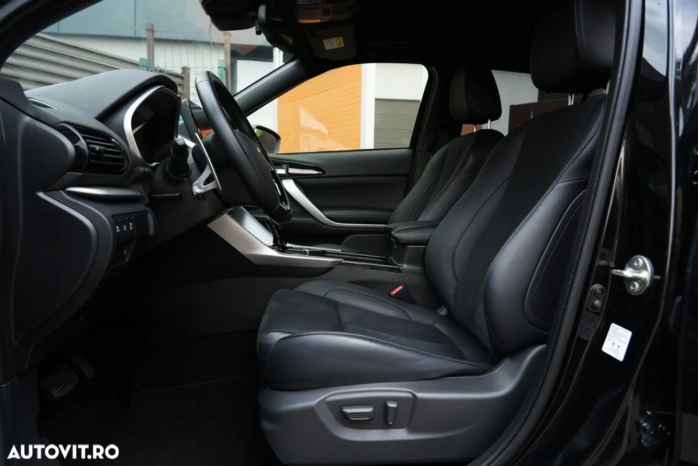 Mitsubishi Eclipse-Cross 4WD Top - 8