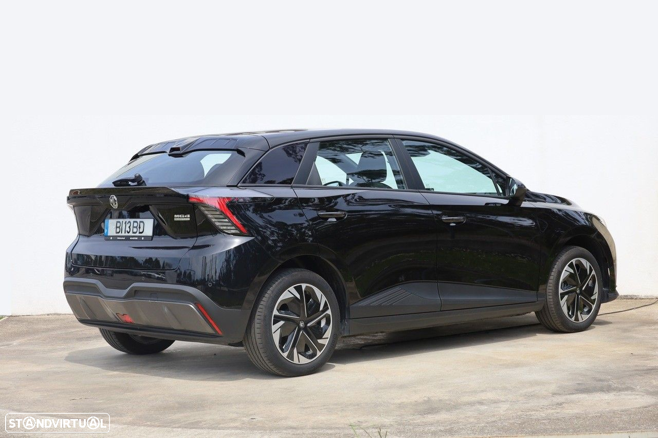 MG MG4 51 kWh Standard - 26