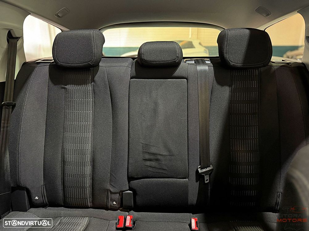 Peugeot 308 SW 1.6 BlueHDi Allure - 37