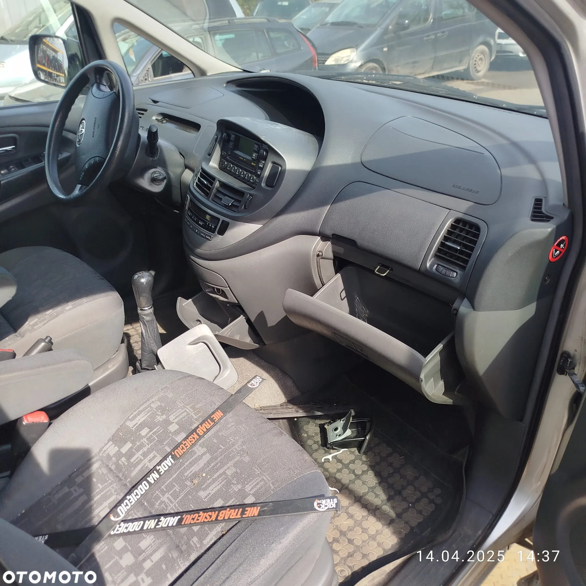 Toyota Previa na części . - 4