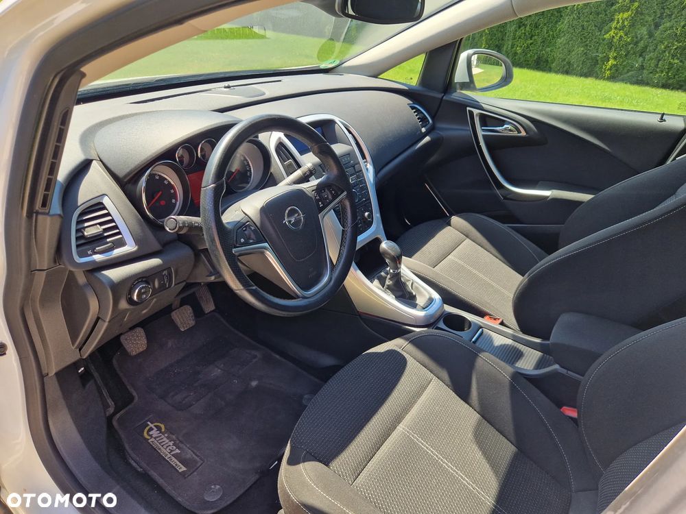 Opel Astra 1.6 Turbo - 35