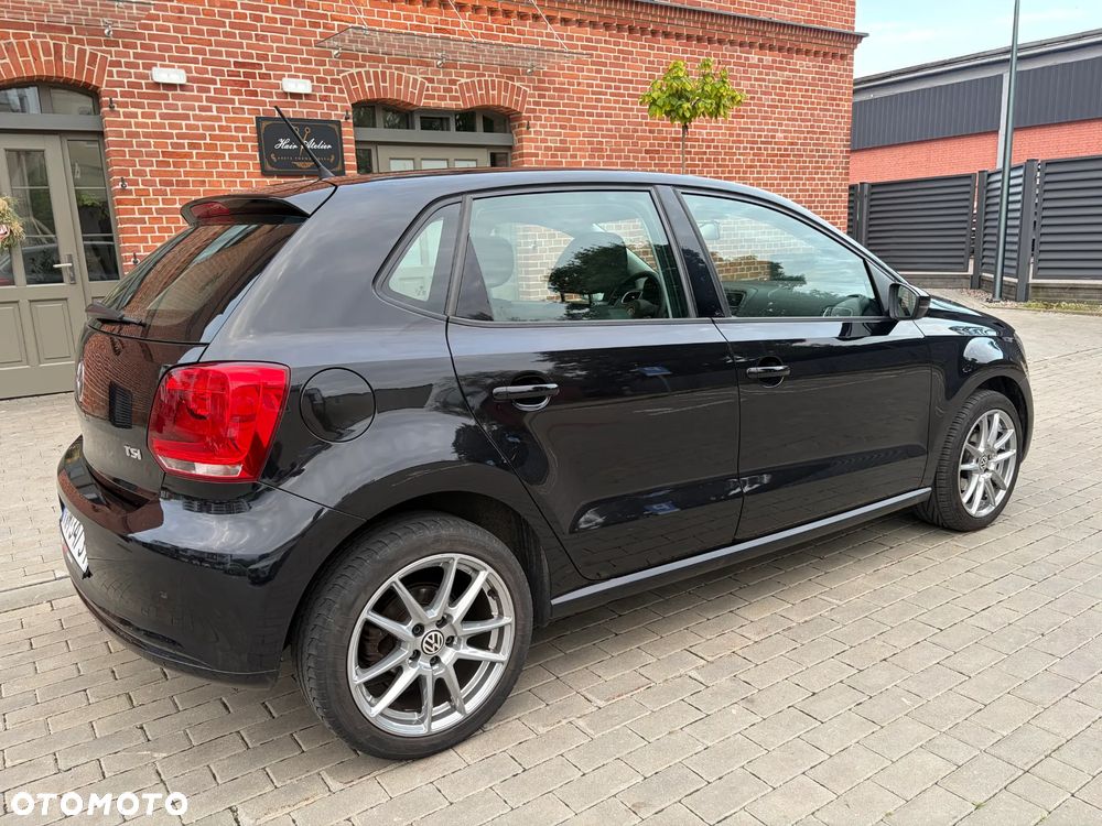 Volkswagen Polo 1.2 TSI Blue Motion Technology Comfortline - 12