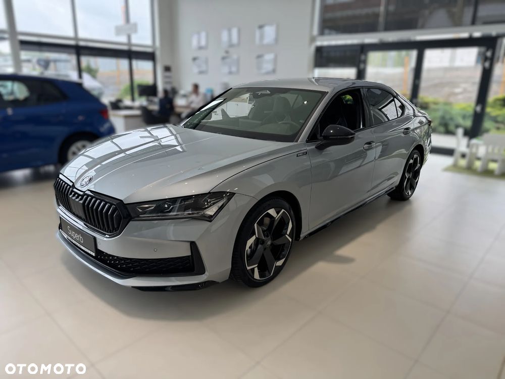 Skoda Superb 2.0 TDI SCR 4x4 Sportline DSG - 2