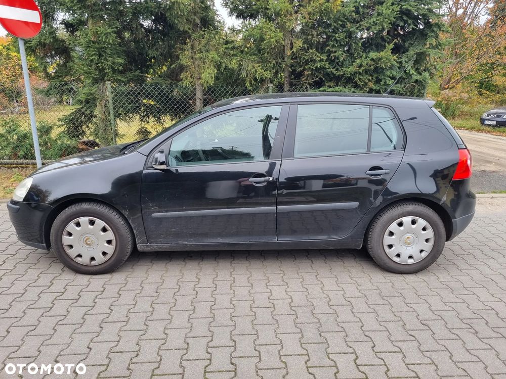 Volkswagen Golf - 5