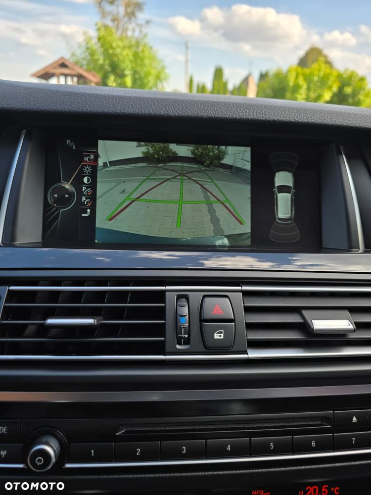 BMW Seria 5 520d Touring Luxury Line - 27
