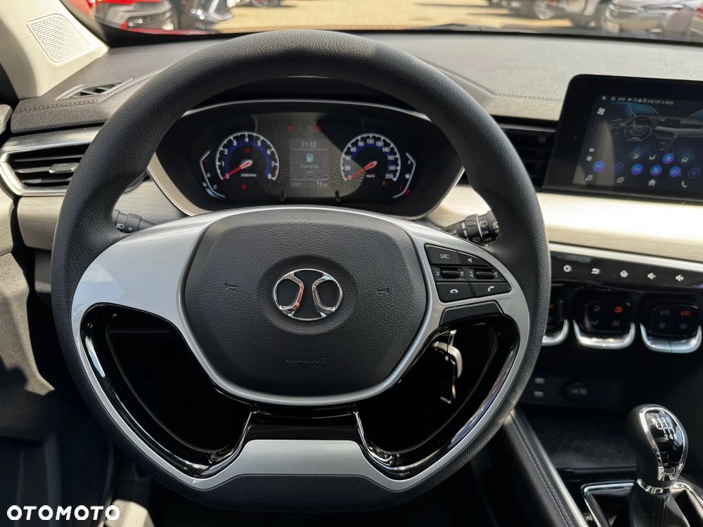 BAIC 3 1.5T Luxury - 16