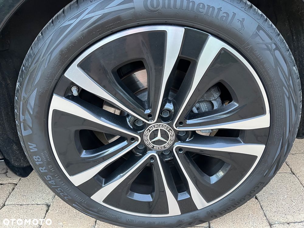 Mercedes-Benz CLA 200 d AMG Line 8G-DCT - 13