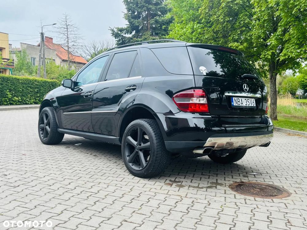 Mercedes-Benz ML - 4