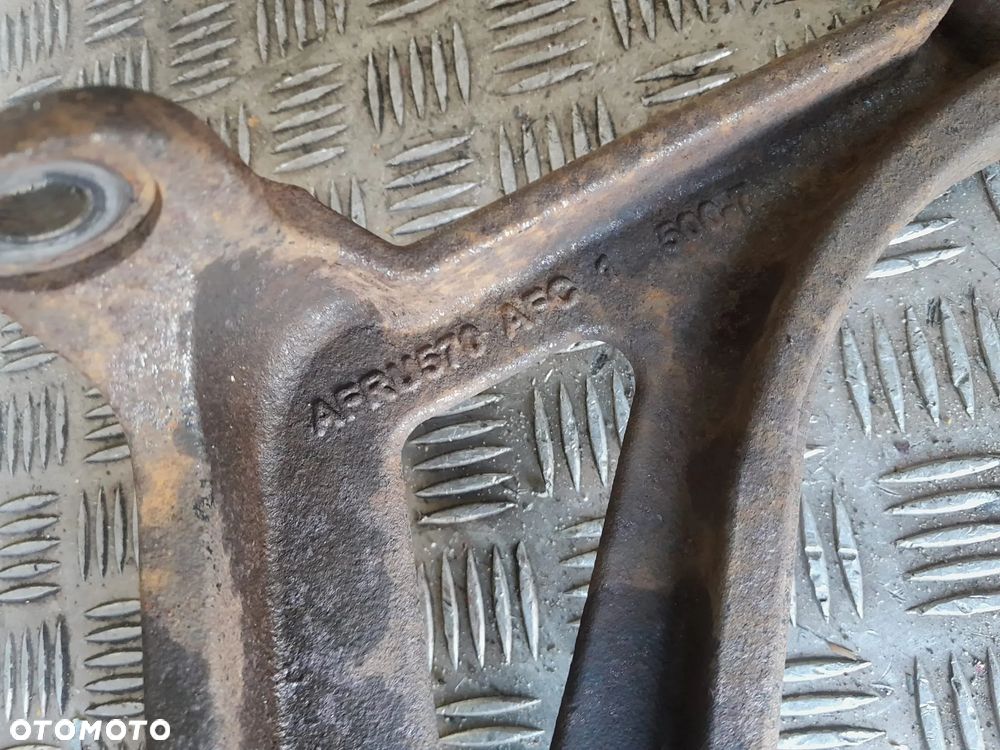 LAPA ZAWIAS PODUSZKA KABINY AFRC854 DAF LF 45 55 EURO 6 17,5 - 3