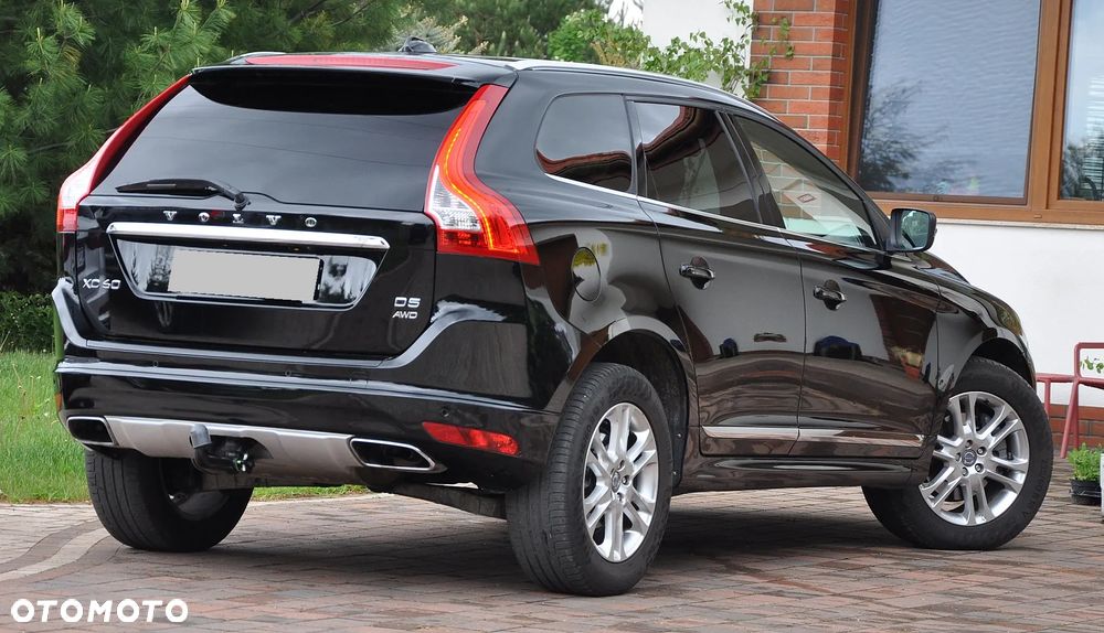 Volvo XC 60 D5 AWD Geartronic Summum - 17
