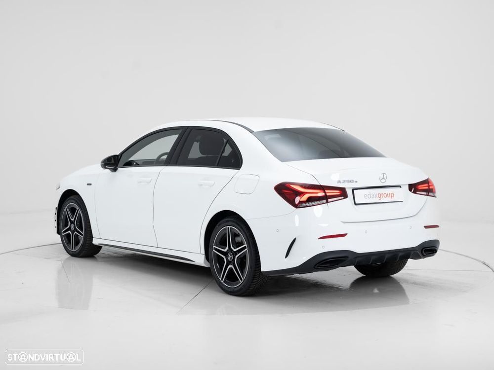 Mercedes-Benz A 250 Limousine e 8G-DCT - 5