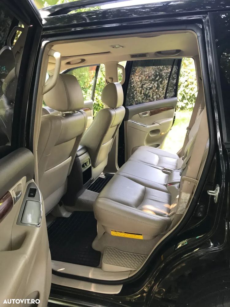 Toyota Land Cruiser 3.0 TD-4D VIP - 11