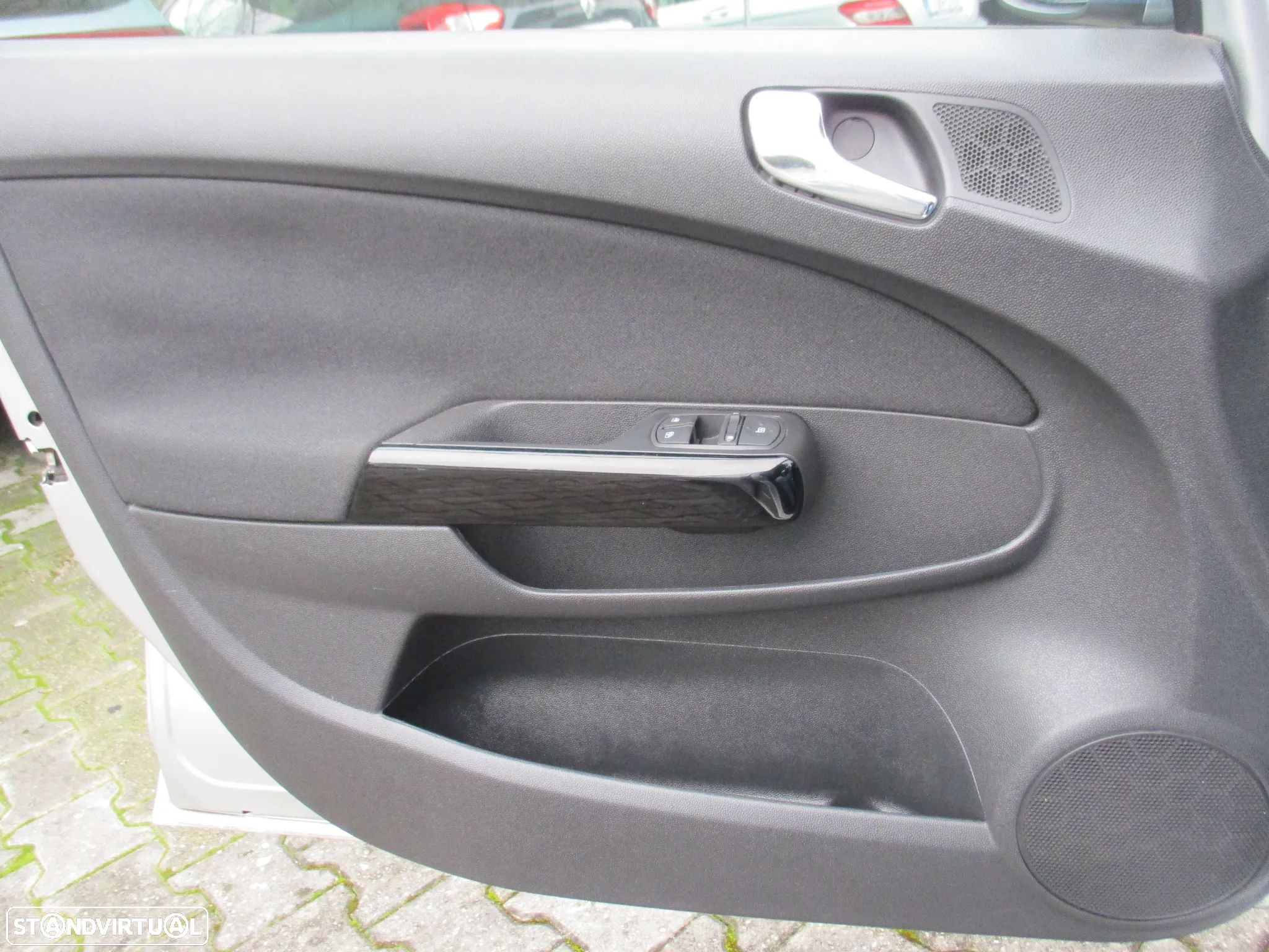 Opel Corsa 1.2 Enjoy - 20