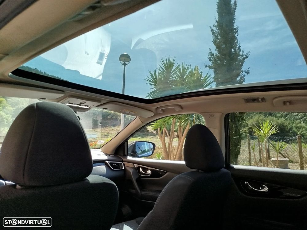 Nissan Qashqai 1.5 dCi N-Connecta 18 - 13