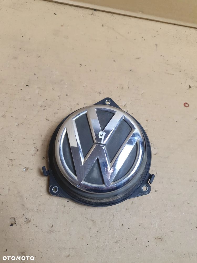 KLAMKA KLAPY BAGAŻNIKA VW PASSAT B6 3C5 827 469 C - 1