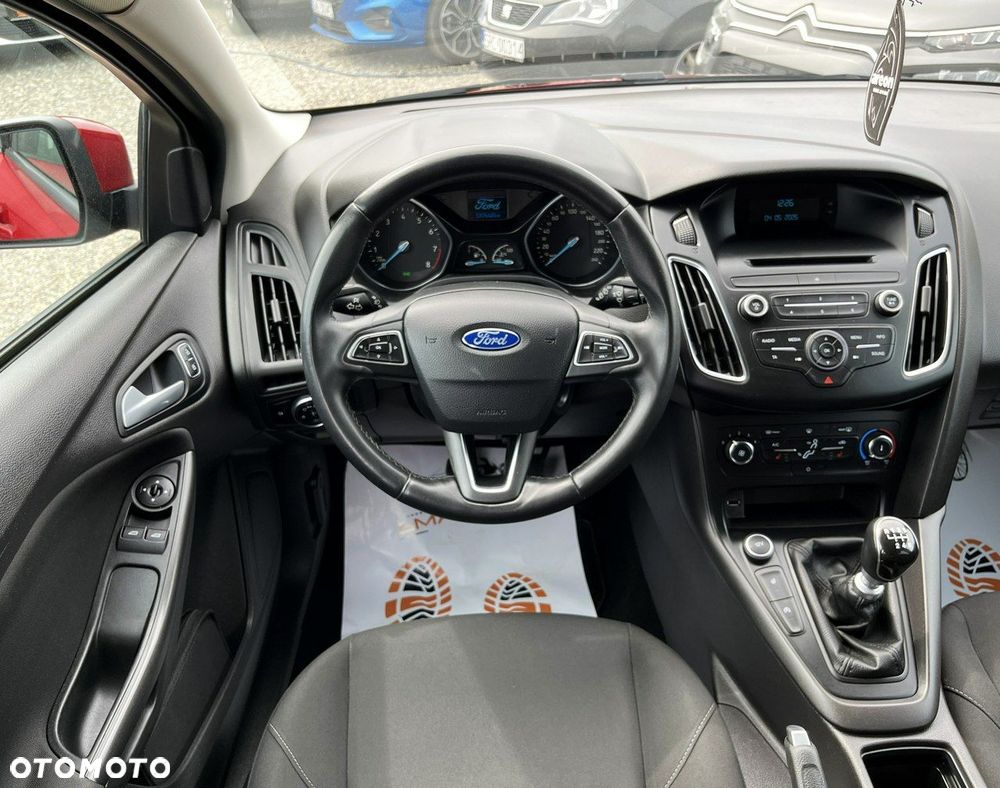 Ford Focus 1.0 EcoBoost Trend Edition Business - 12