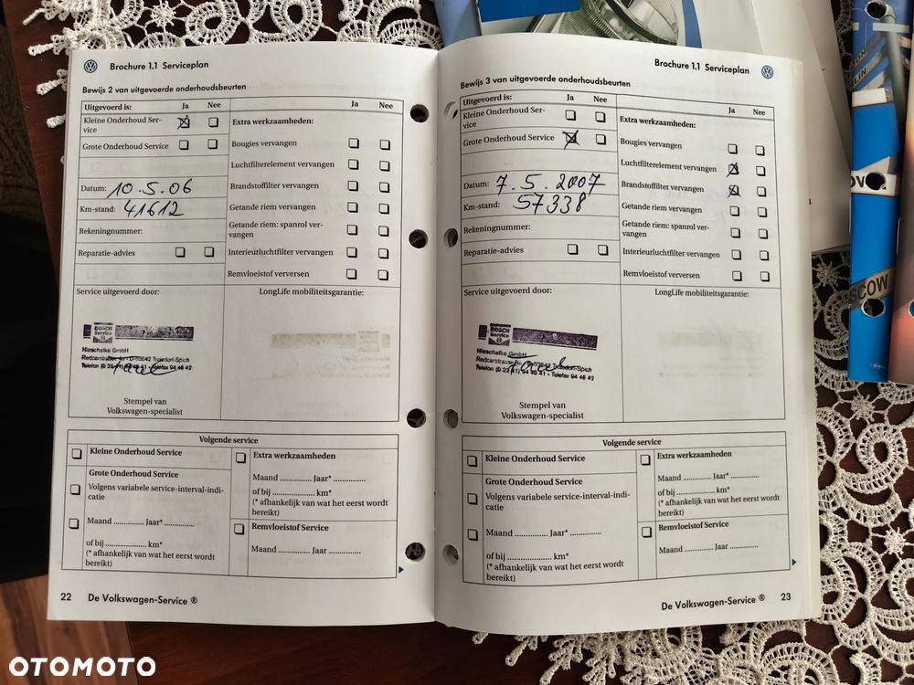 Volkswagen Touran 1.6 FSI Trendline - 29