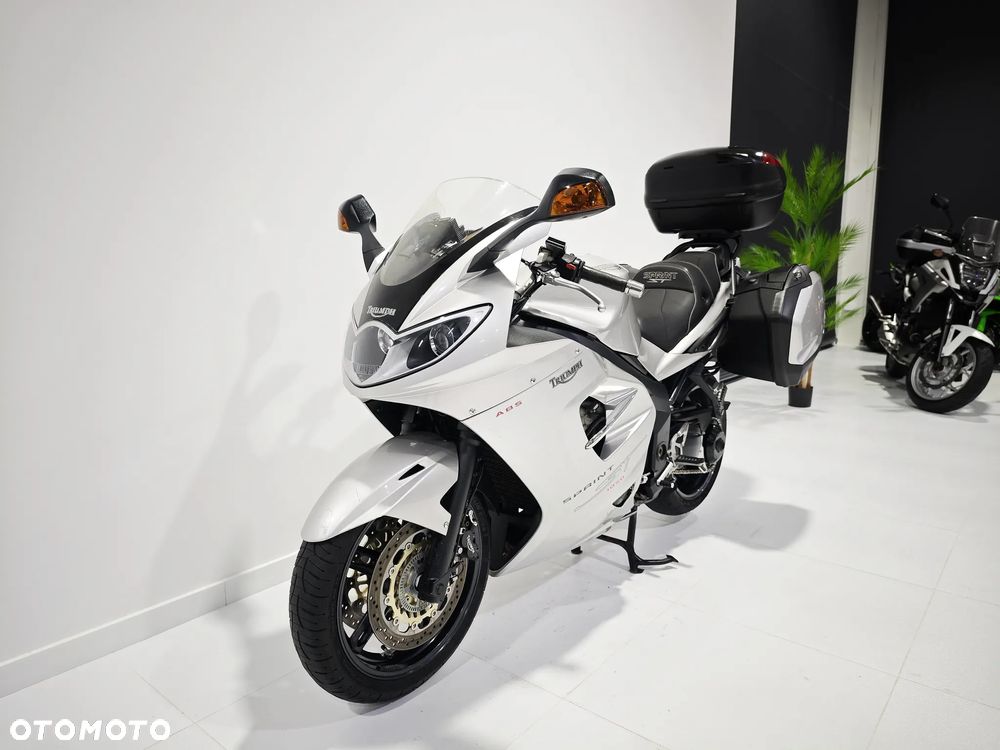 Triumph Sprint - 12