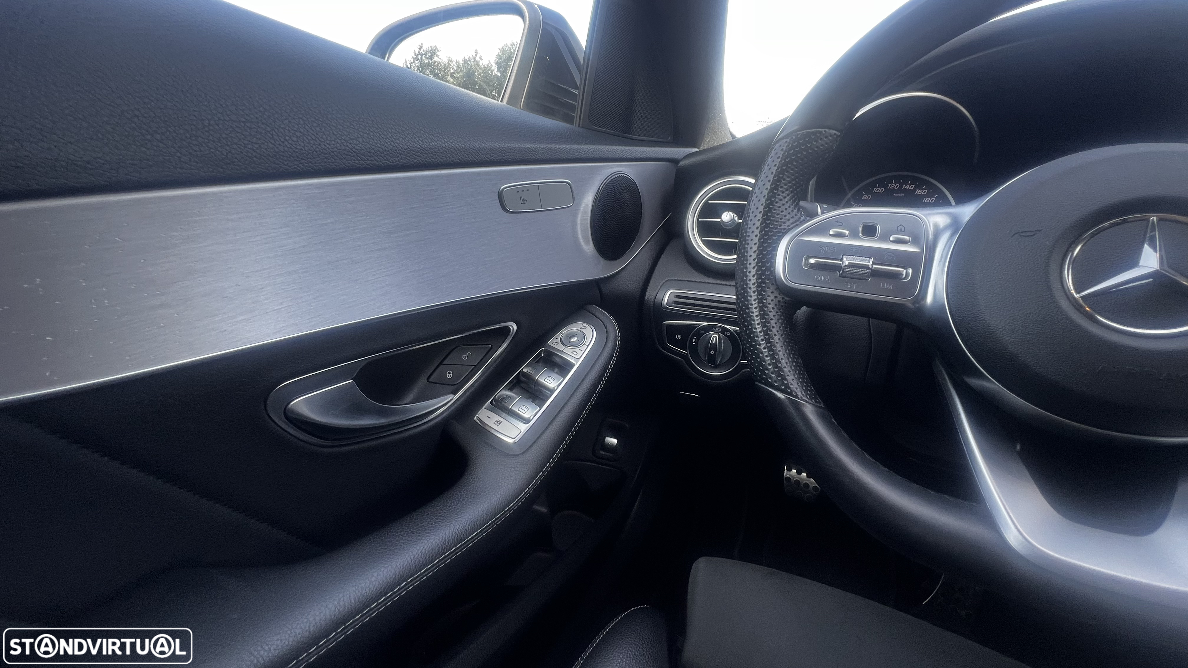 Mercedes-Benz C 180 d Station AMG Line - 42