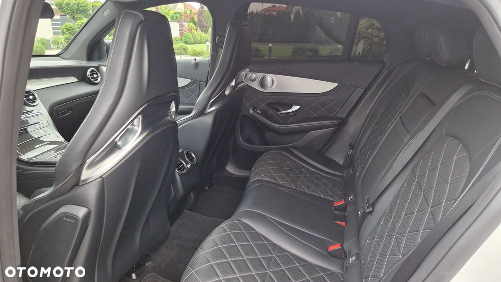 Mercedes-Benz GLC AMG 63 S 4Matic+ AMG Speedshift MCT 9G - 18