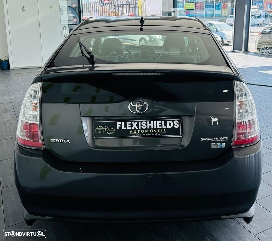 Toyota Prius - 7