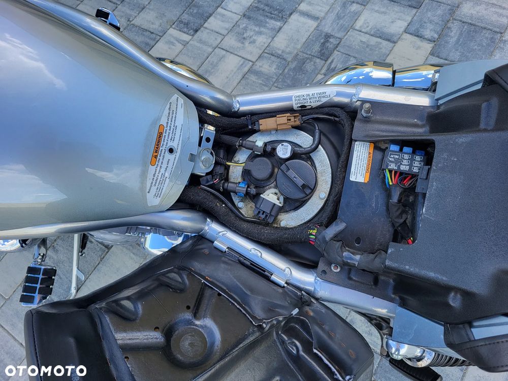 Harley-Davidson V-Rod Street Rod - 11