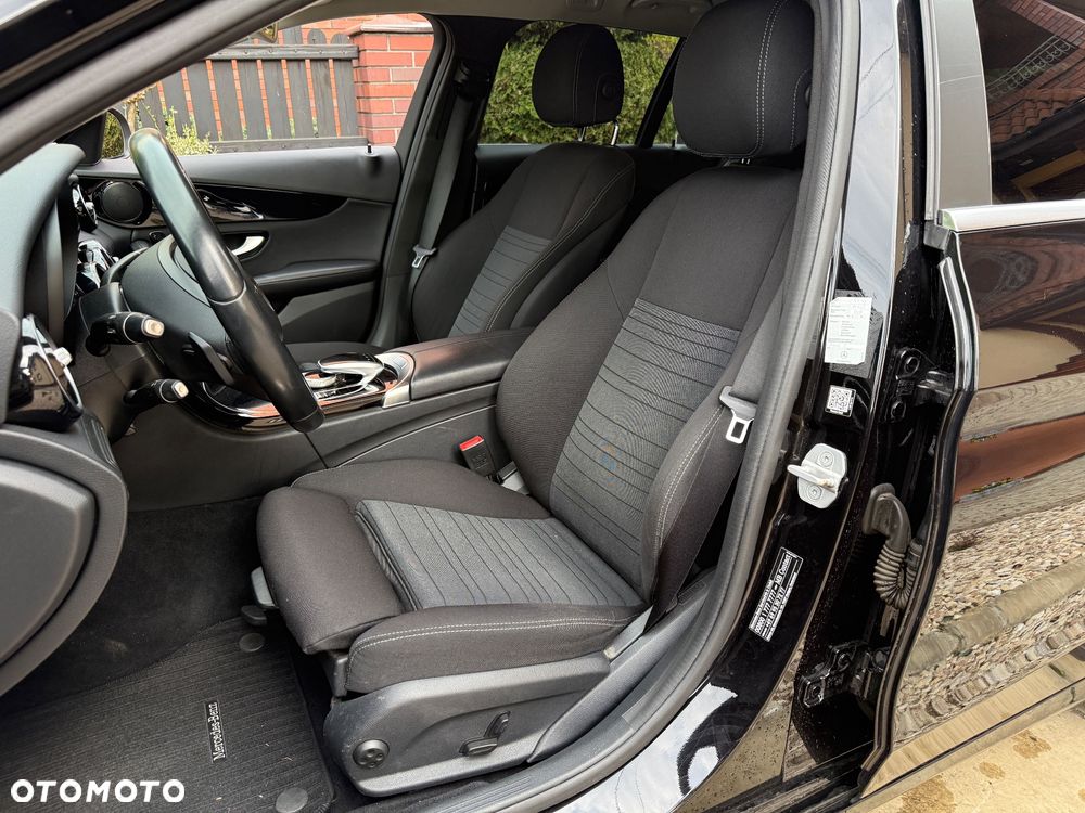 Mercedes-Benz Klasa C 200 7G-TRONIC Avantgarde - 22