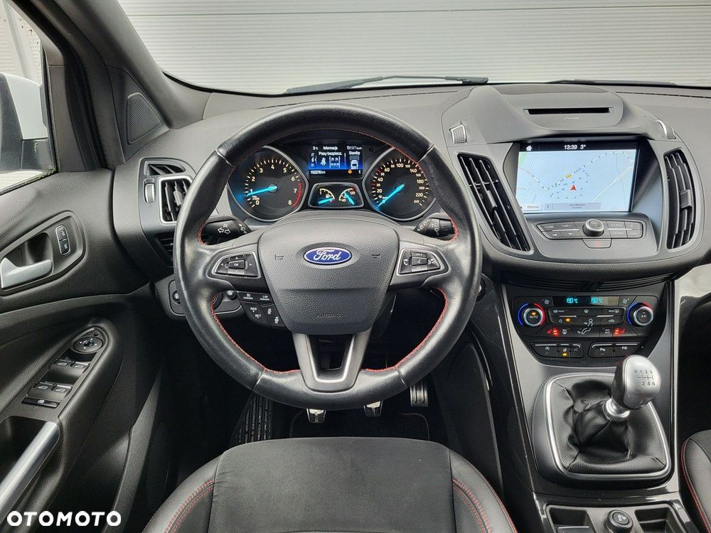 Ford Kuga - 23
