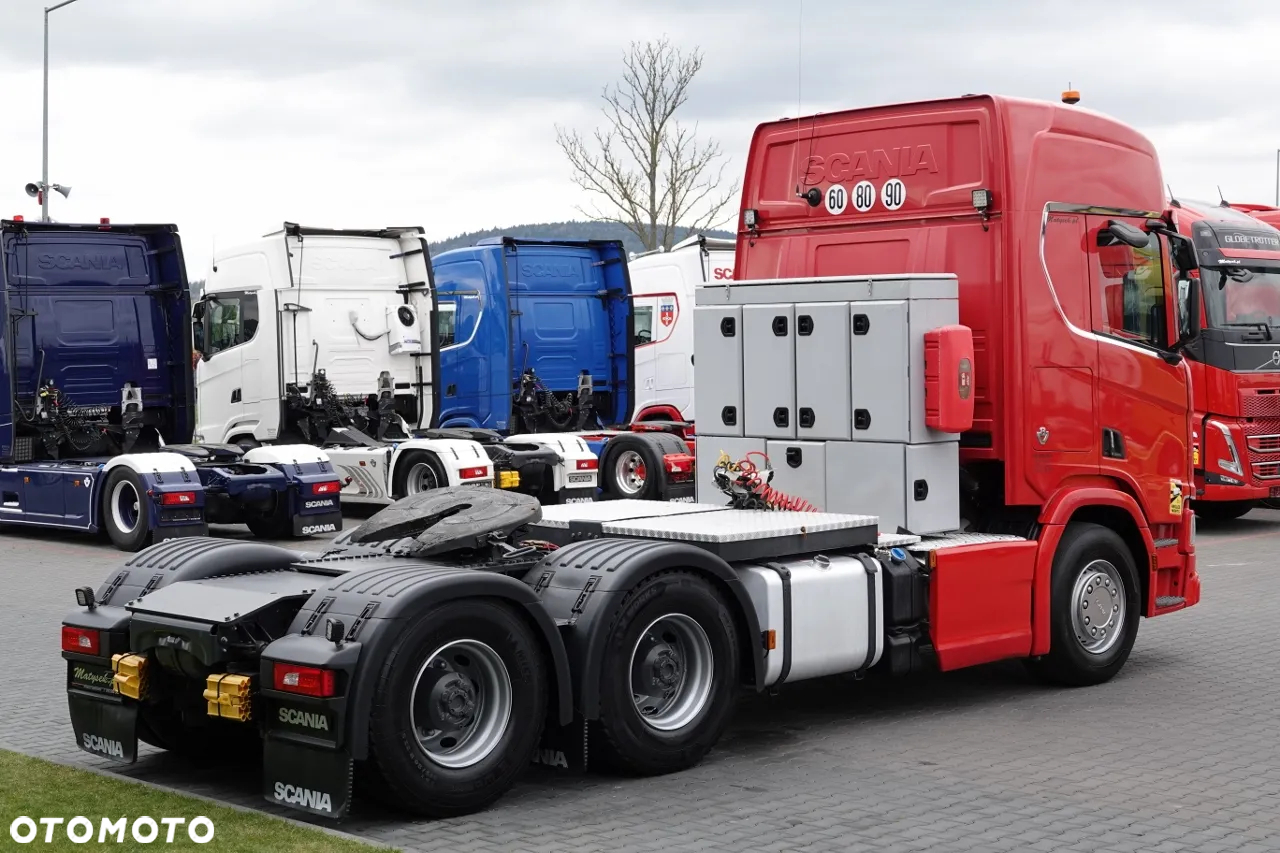 Scania R 580 / V8 / 6x4 / DMC: 150.000 KG / KLIMA POSTOJOWA / 3 OSIOWY CIĄGNIK SIODŁOWY - 7