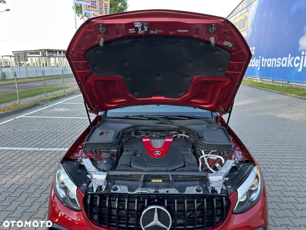 Mercedes-Benz GLC - 11