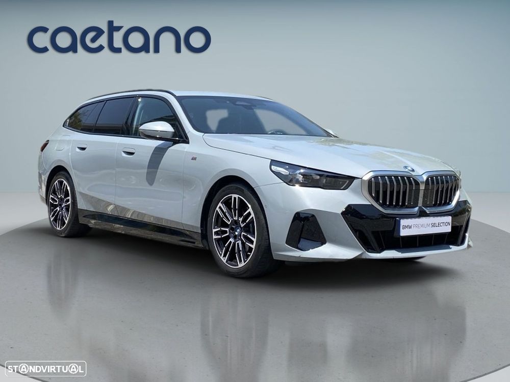 BMW 530 e Pack Desportivo M — fotografia 26