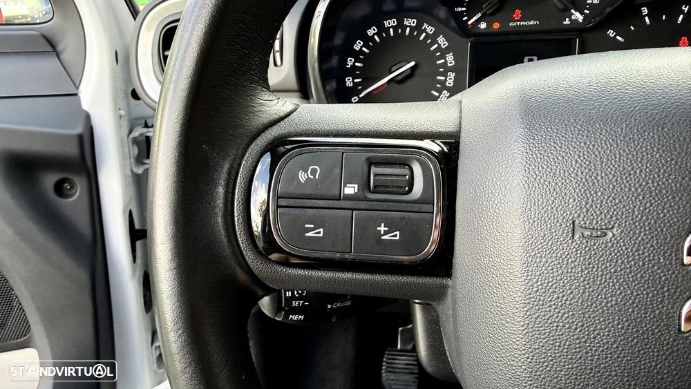 Citroën C3 1.2 PureTech Shine - 20